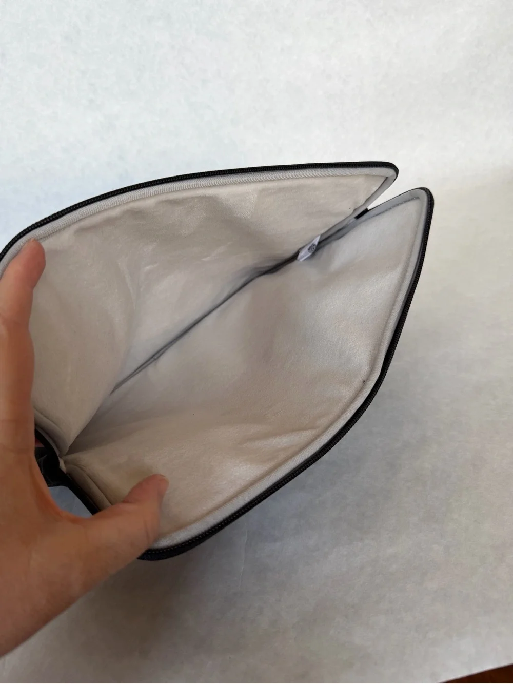 Tomtoc black protective